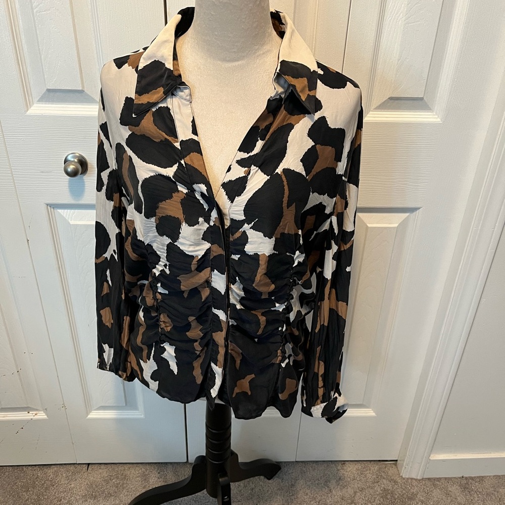 Carlisle size 18 silk button down top